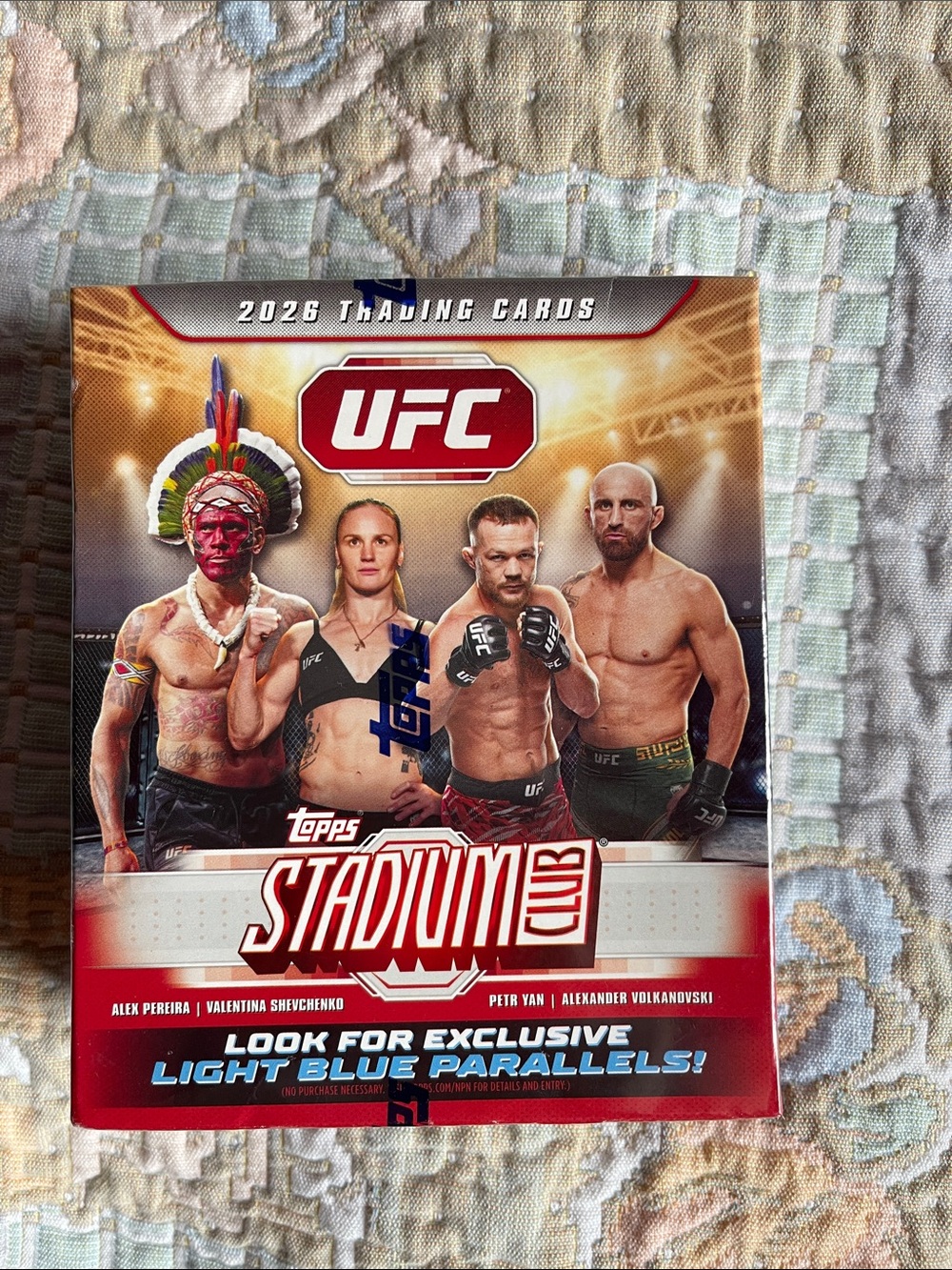 Topps UFC Stadium Club Trading Cards Box - Red/White/Gold
